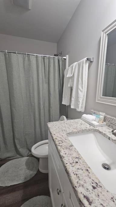 Gorgeous 3 Bedroom Home With Cable Tv In All Rooms & Free Wi-Fi Concord Exterior photo